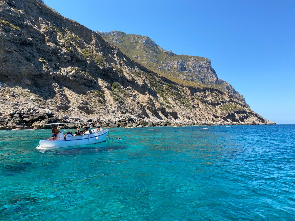 escursioni-barca-isola-del-miele-3